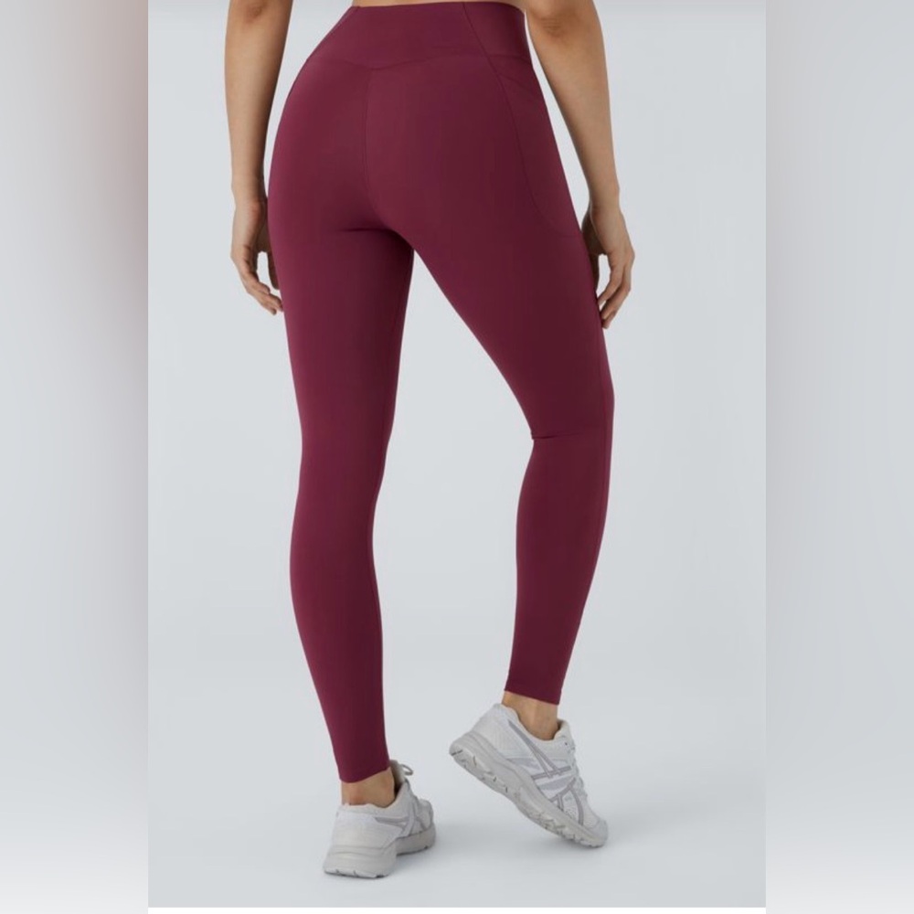 Halara Pet Hair Resistant Leggings - Picture 3 of 11